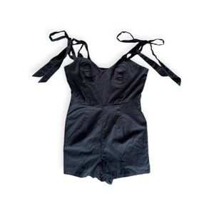 Hutch black shorts romper sleeveless adjustable tie sleeves Sz 0 XS